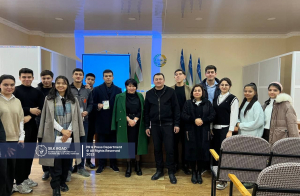 A dialogue was held with graduates of the high school