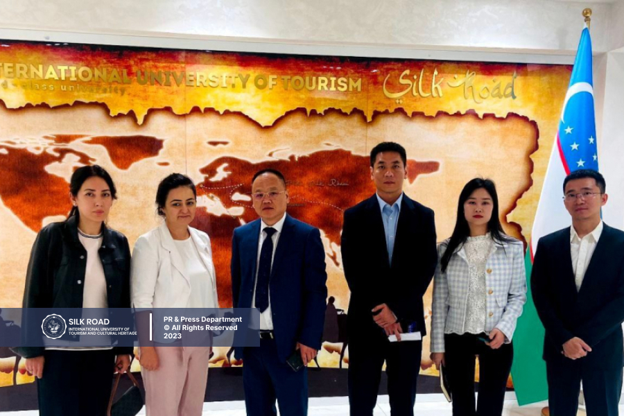 Visit of a delegation of the Wuhan Coupling Medical Group