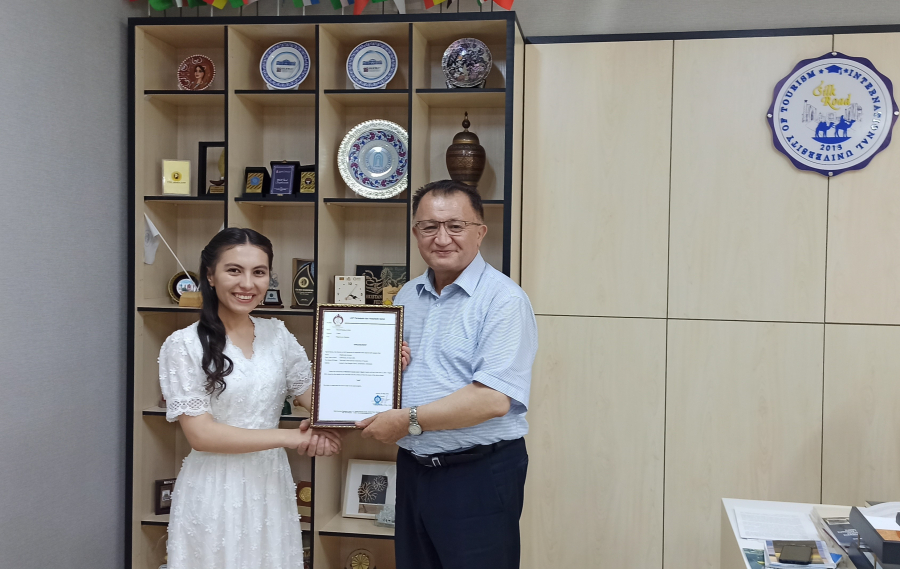 Студентка Международного университета «Шелковый путь» выиграла грант на обучение